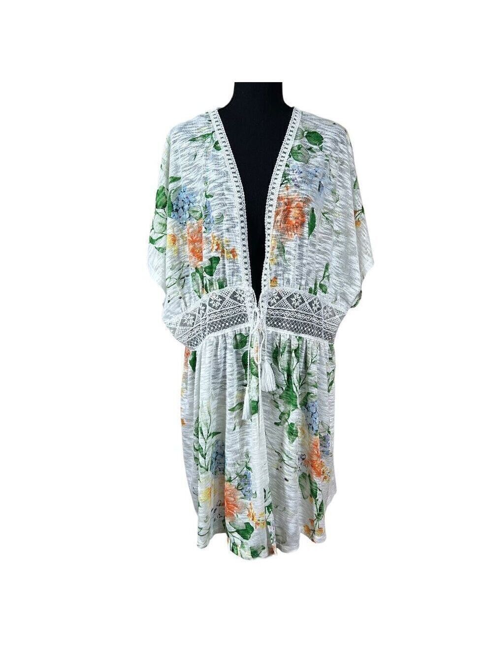 Cato EST 1946 White Green Soft Knit Floral Lace Cover-Up Plus Size 22/24